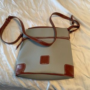 Women’s crossbody bag